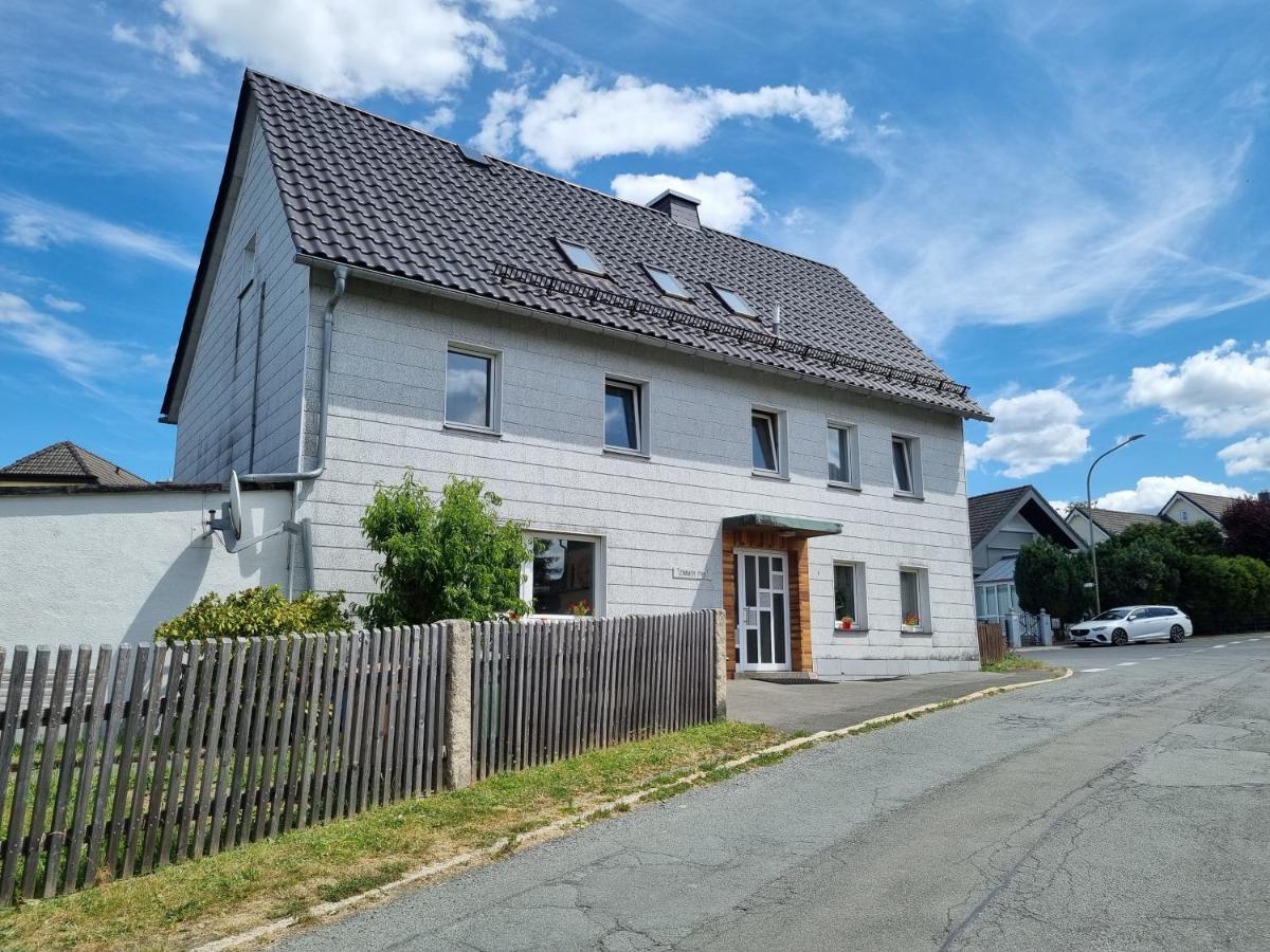 Ferienwohnung Kuehnel ツェル・イム・フィヒテルゲビルゲ エクステリア 写真